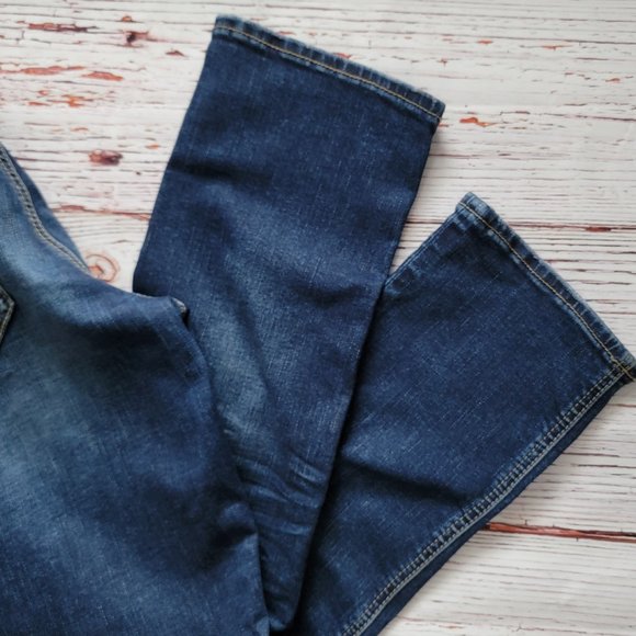 Silver Suki Capri Jeans 29x22.5 - Picture 7 of 11